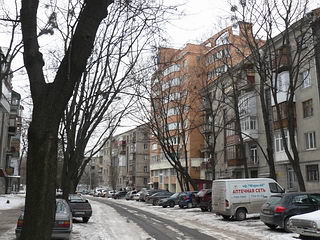 Улица Бориса Чичибабина в Харькове
