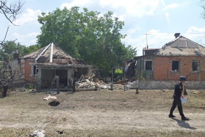 Повреждены жилые дома, пожар на предприятии. 28 июня 2022