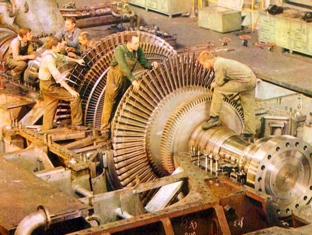 Харьковский турбинный завод, советские рабочие