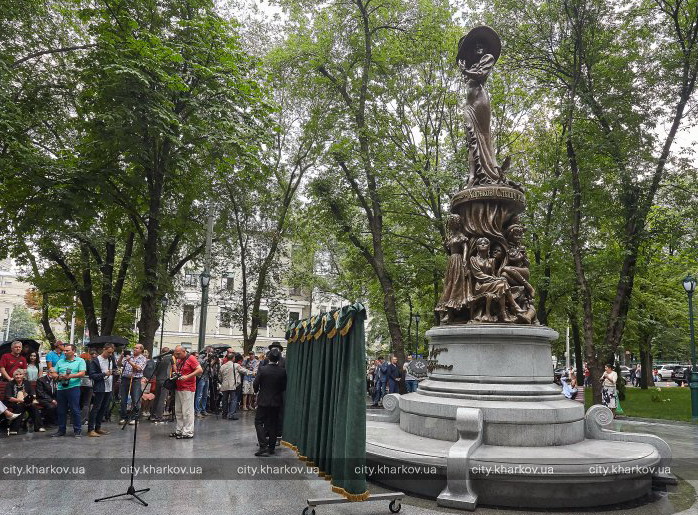Памятник Гурченко в Харьков, фото 2018
