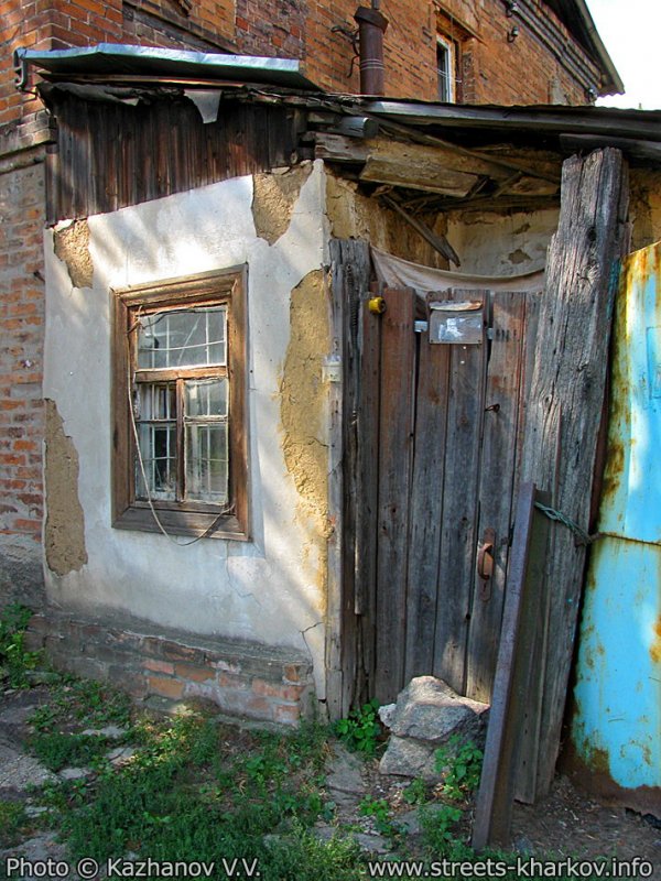 Старый дом на пер. Волховском