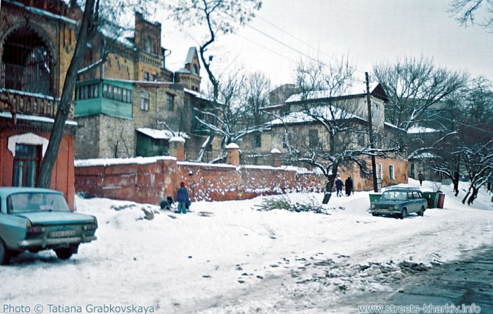 Улица Демченко, март 2003