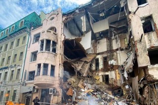 14 марта разрушен жилой дом в центре Харькова. Есть погибшие. Фото и видео