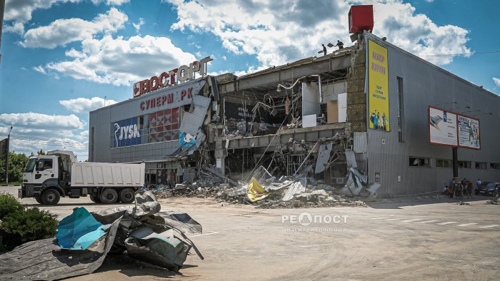Cупермаркет в Харькове после обстрела. 8.05.22