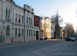 Красивая архитектра улицы Чернышевской