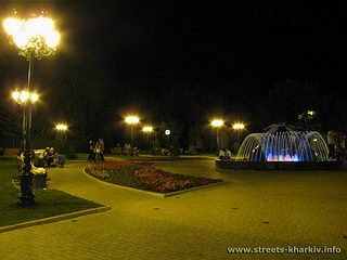 Площадь Архитекторов ночью