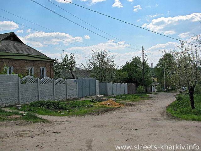 Переулок Алма-Атинский в Харькове